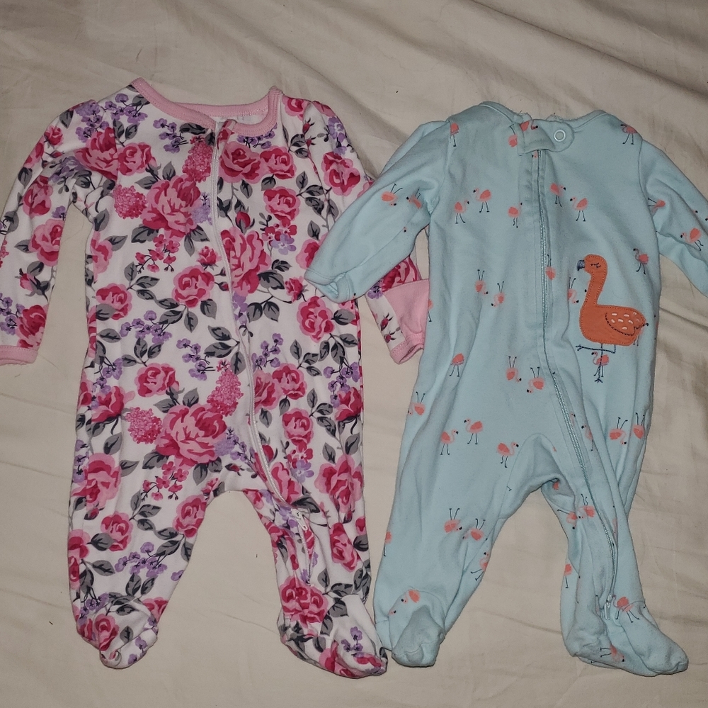 2 onesies 0-3m